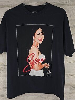 Selena Quintanilla Official Black Graphic T‑Shirt XXL Vintage Style 100% Cotton.
